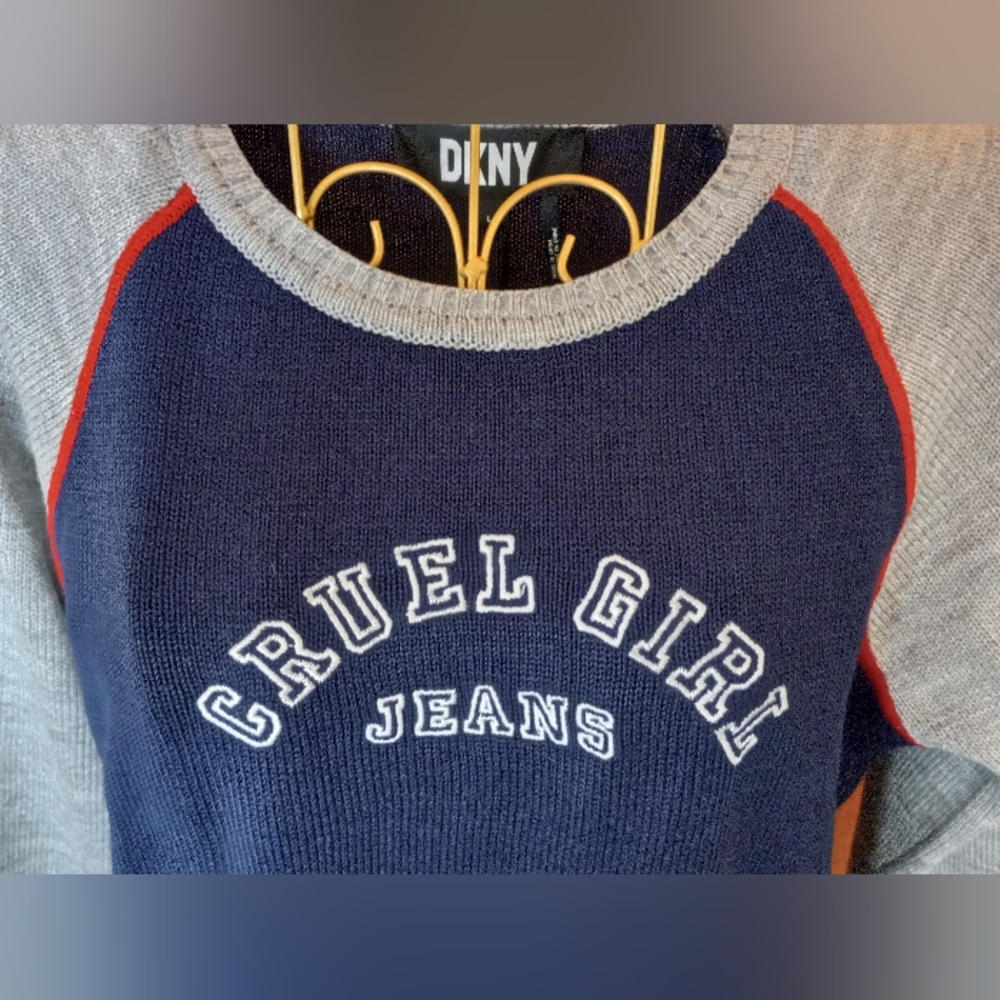 DKNY Cruel Girl Jeans Crop Sweater Size Junior L
